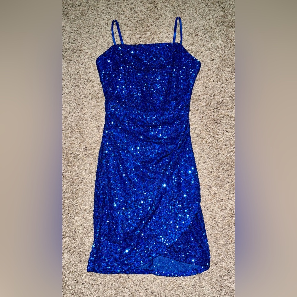 Honey and Rosie | Sequin Royal Blue Homecoming Dress | XS - Picture 5 of 7